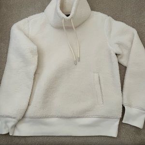 Brooks Brothers women’s Sherpa fleece pullover, M